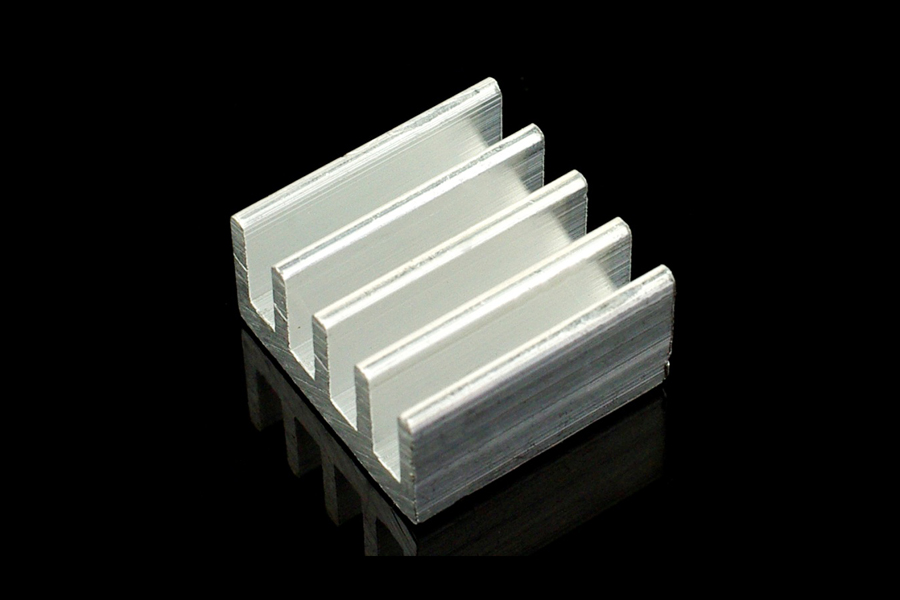 DFROBOT AL Heat Sink (With adhesive tape) - 13*13*7mm [FIT0191]